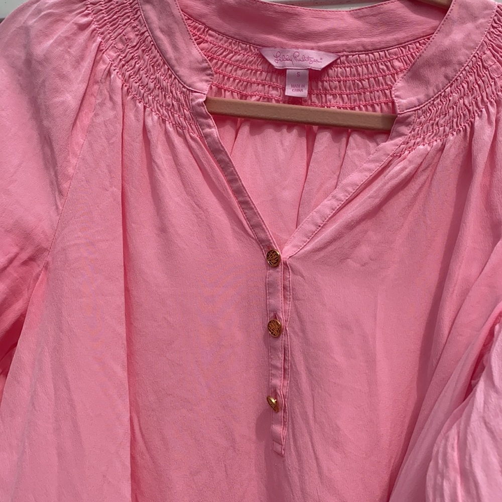 Lily Pulitzer blouse small.
